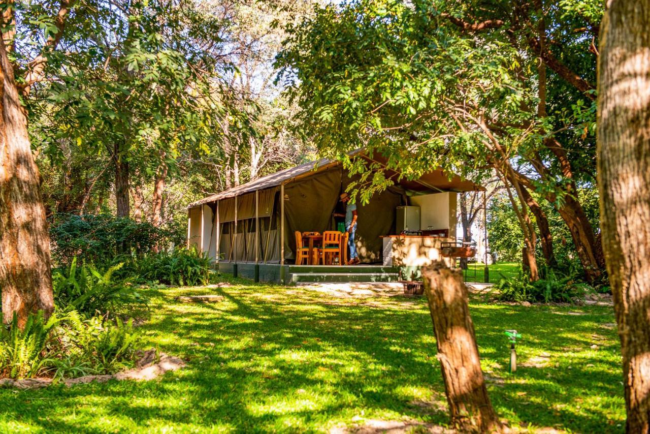 Zambezi Mubala Camp Hotell Katima Mulilo Exteriör bild