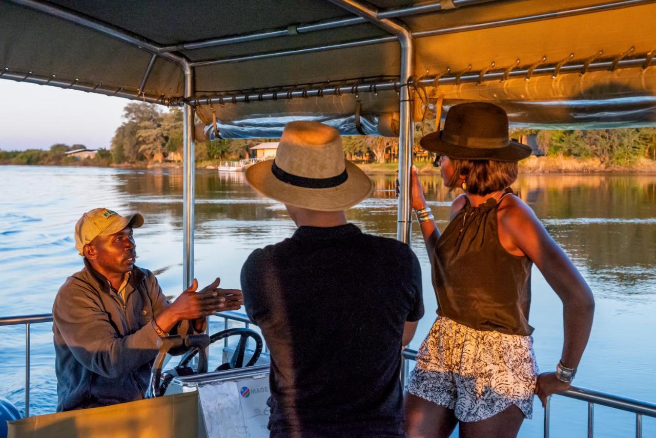 Zambezi Mubala Camp Hotell Katima Mulilo Exteriör bild